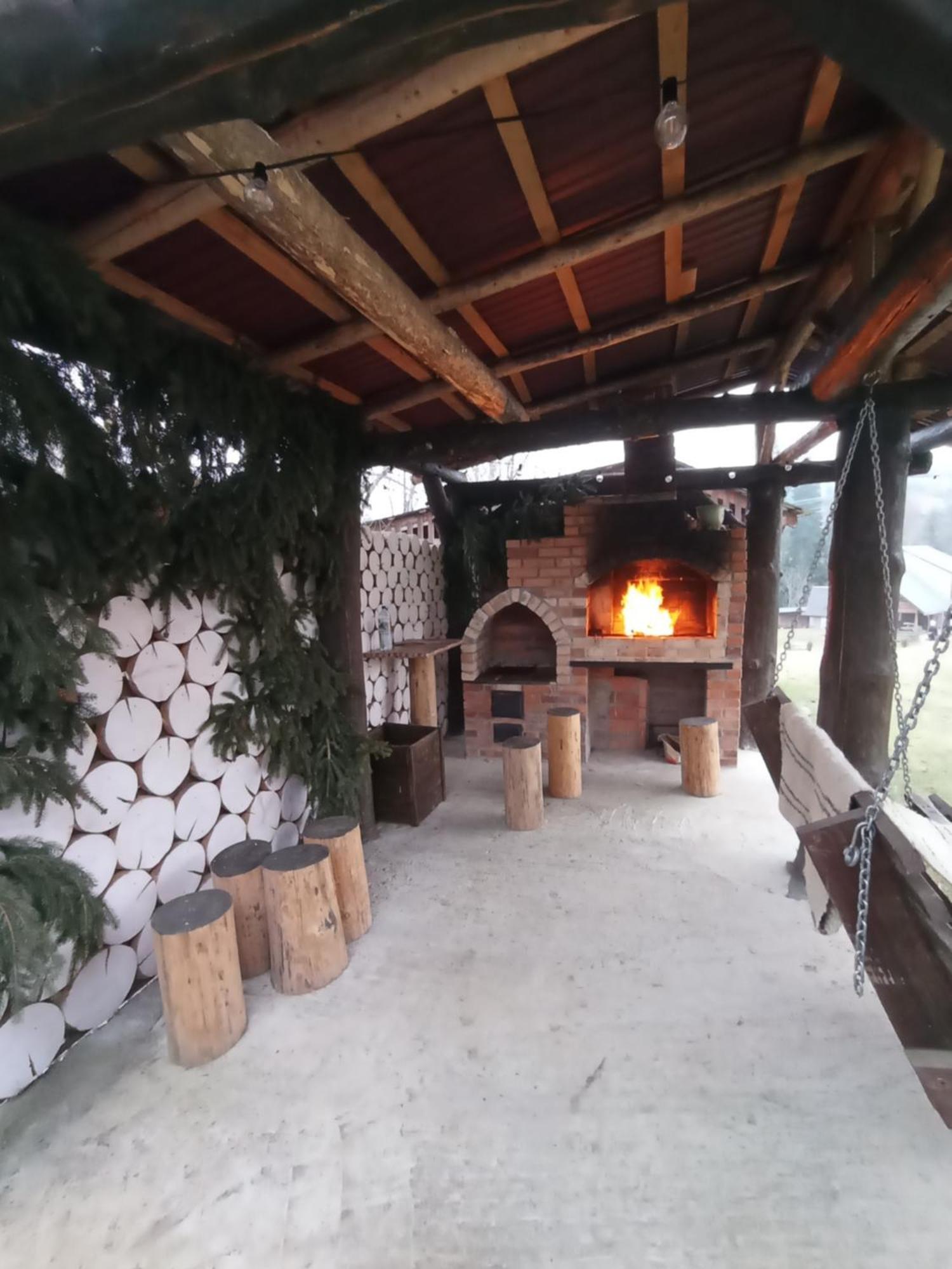 Sadyba Sunny House Pilipets المظهر الخارجي الصورة